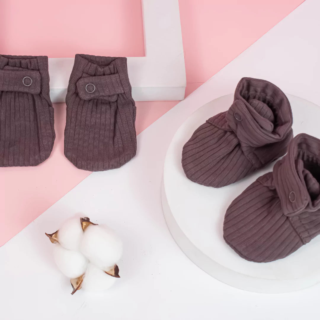 Organic Cotton Booties & Mittens Set
