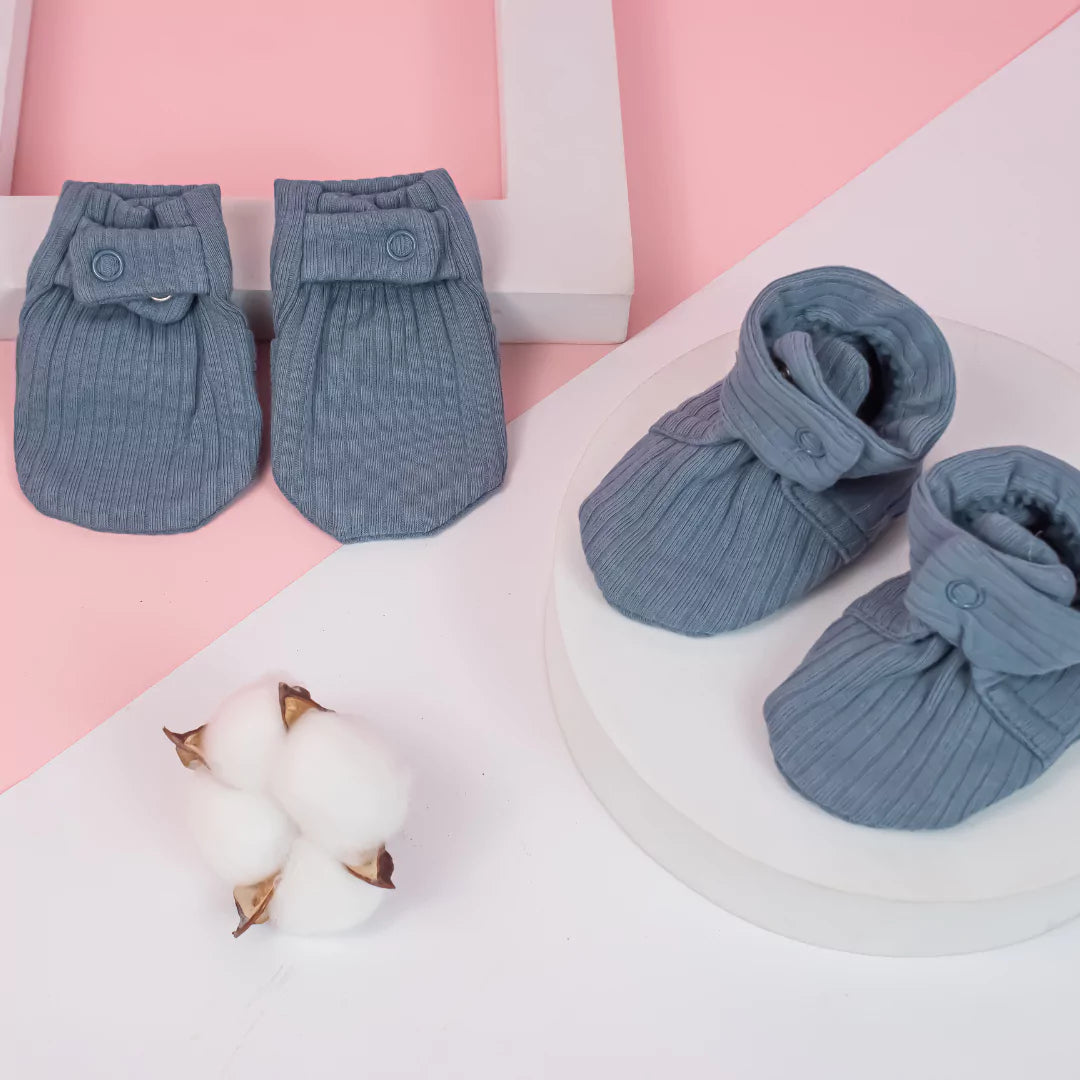 Organic Cotton Booties & Mittens Set